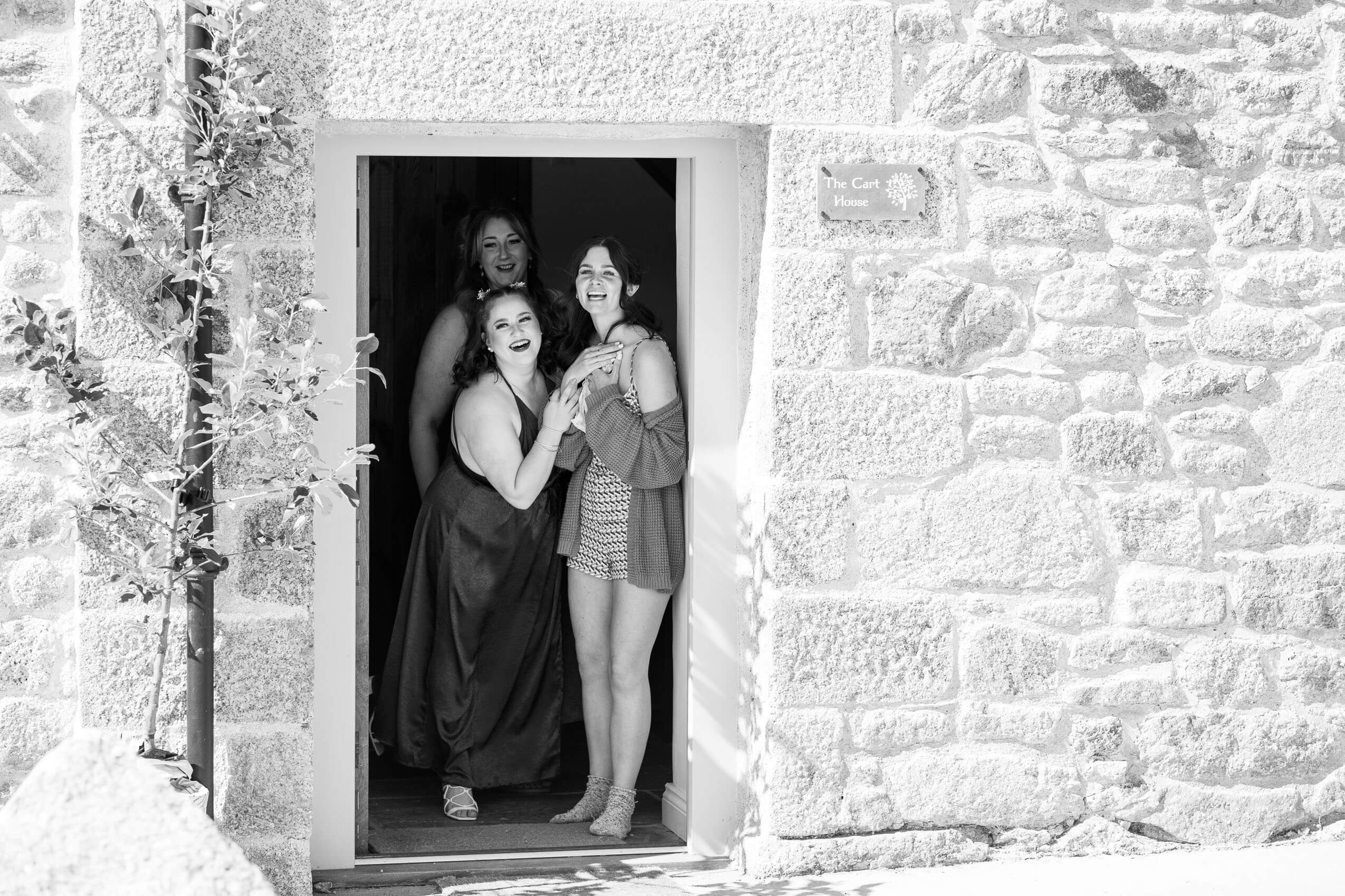 Arianna Fenton Avalen Farm Cornwall Wedding Photography 38